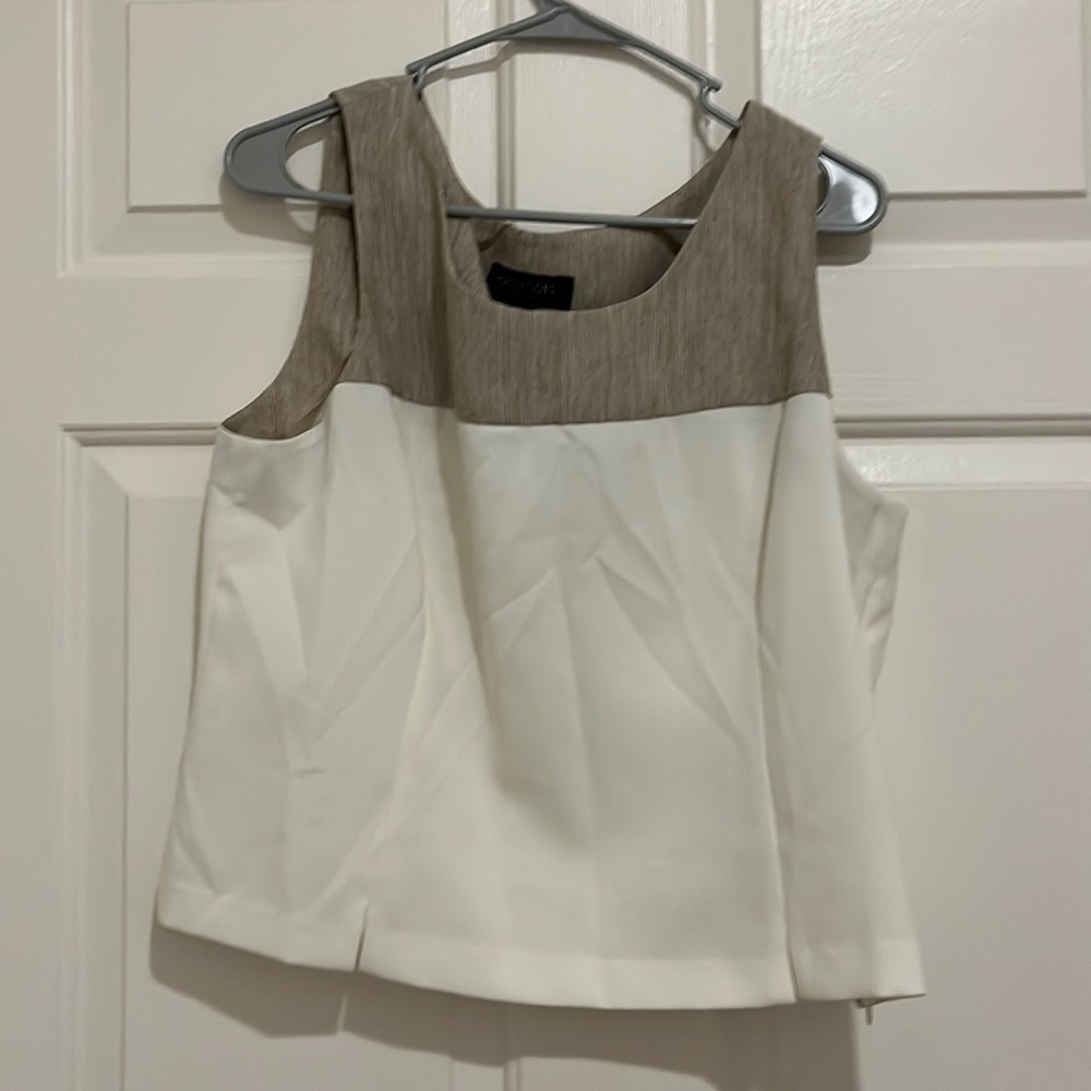 Perceptions, New York, size 14, sleeveless tan, and white blouse